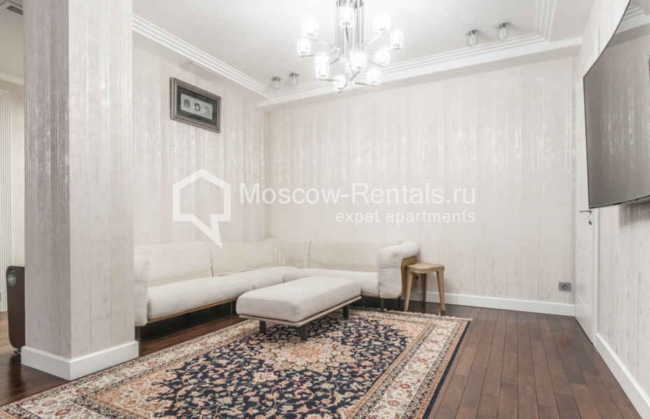 Photo #3 4-room (3 BR) apartment for <a href="http://moscow-rentals.ru/en/articles/long-term-rent" target="_blank">a long-term</a> rent
 in Russia, Moscow, Mytnaya str, 7с1