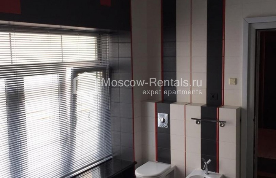 Photo #11 2-room (1 BR) apartment for <a href="http://moscow-rentals.ru/en/articles/long-term-rent" target="_blank">a long-term</a> rent
 in Russia, Moscow, Podkolokolnyi lane, 8/13/5