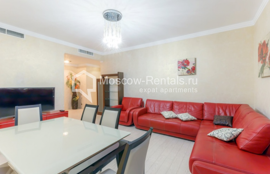 Photo #1 4-room (3 BR) apartment for <a href="http://moscow-rentals.ru/en/articles/long-term-rent" target="_blank">a long-term</a> rent
 in Russia, Moscow, 1st Zachatievskyi lane, 5
