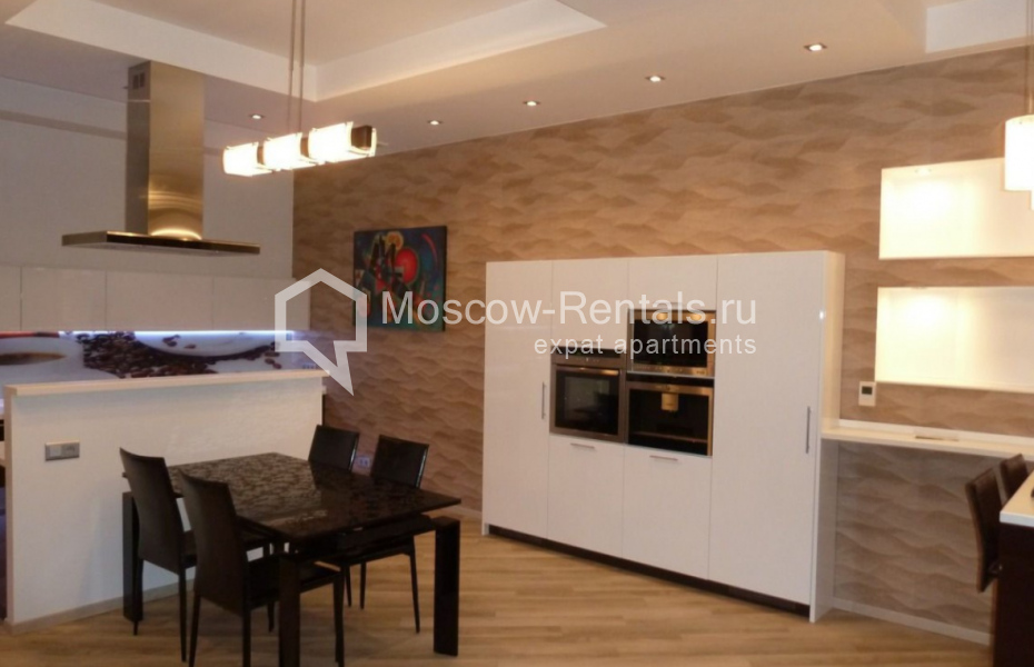 Photo #12 3-room (2 BR) apartment for <a href="http://moscow-rentals.ru/en/articles/long-term-rent" target="_blank">a long-term</a> rent
 in Russia, Moscow, Bolshaya Gruzinskaya str, 69