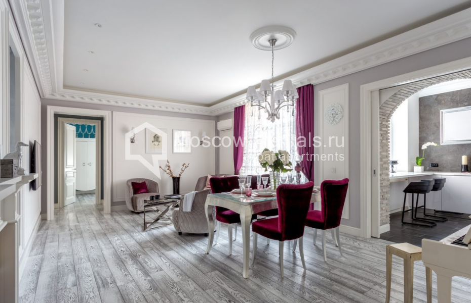 Фото №1 3-комн. кв. в аренду на длительный срок в Россия, Москва, ул. Пречистенка, 40/2С1