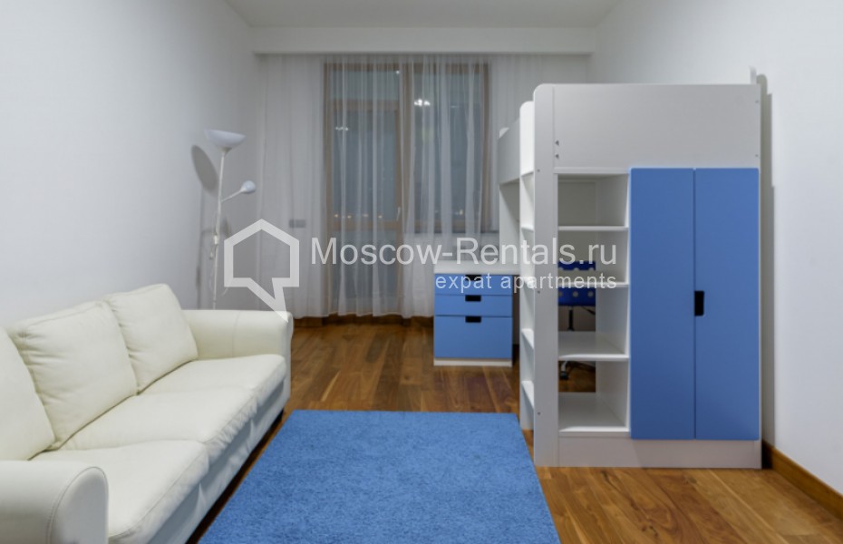 Photo #9 4-room (3 BR) apartment for <a href="http://moscow-rentals.ru/en/articles/long-term-rent" target="_blank">a long-term</a> rent
 in Russia, Moscow, Shabolovka str, 23к1
