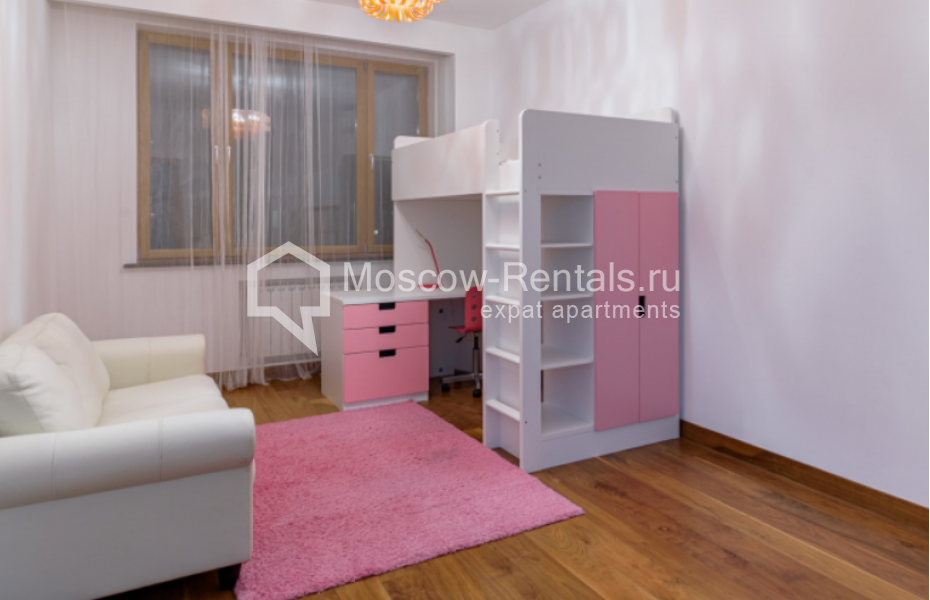 Photo #10 4-room (3 BR) apartment for <a href="http://moscow-rentals.ru/en/articles/long-term-rent" target="_blank">a long-term</a> rent
 in Russia, Moscow, Shabolovka str, 23к1