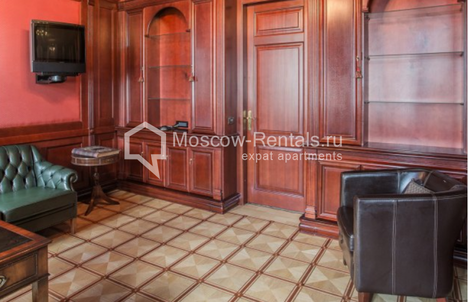Photo #8 5-room (4 BR) apartment for <a href="http://moscow-rentals.ru/en/articles/long-term-rent" target="_blank">a long-term</a> rent
 in Russia, Moscow, Makarenko str, 2/21с2