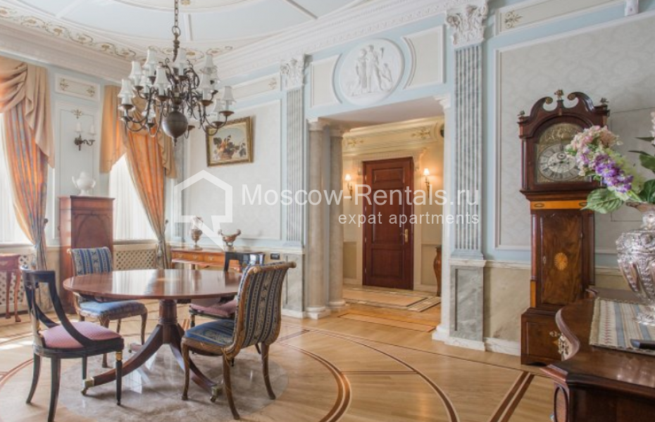 Photo #2 5-room (4 BR) apartment for <a href="http://moscow-rentals.ru/en/articles/long-term-rent" target="_blank">a long-term</a> rent
 in Russia, Moscow, Makarenko str, 2/21с2