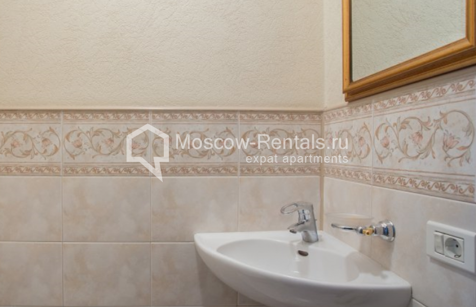 Photo #17 5-room (4 BR) apartment for <a href="http://moscow-rentals.ru/en/articles/long-term-rent" target="_blank">a long-term</a> rent
 in Russia, Moscow, Makarenko str, 2/21с2
