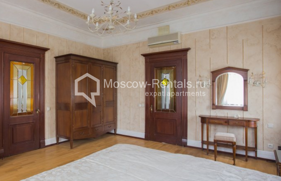 Photo #6 4-room (3 BR) apartment for <a href="http://moscow-rentals.ru/en/articles/long-term-rent" target="_blank">a long-term</a> rent
 in Russia, Moscow, Pokrovka str, 42 с6