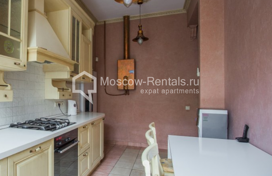 Photo #12 4-room (3 BR) apartment for <a href="http://moscow-rentals.ru/en/articles/long-term-rent" target="_blank">a long-term</a> rent
 in Russia, Moscow, Pokrovka str, 42 с6