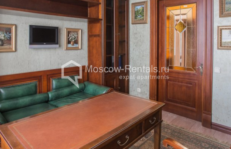 Photo #10 4-room (3 BR) apartment for <a href="http://moscow-rentals.ru/en/articles/long-term-rent" target="_blank">a long-term</a> rent
 in Russia, Moscow, Pokrovka str, 42 с6