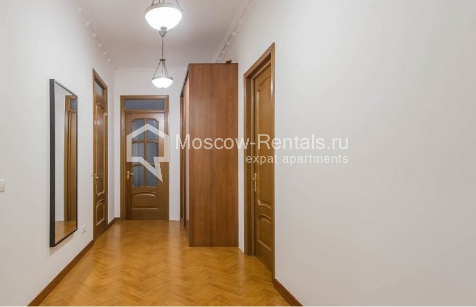 Photo #12 4-room (3 BR) apartment for <a href="http://moscow-rentals.ru/en/articles/long-term-rent" target="_blank">a long-term</a> rent
 in Russia, Moscow, Nikitskyi blv, 8