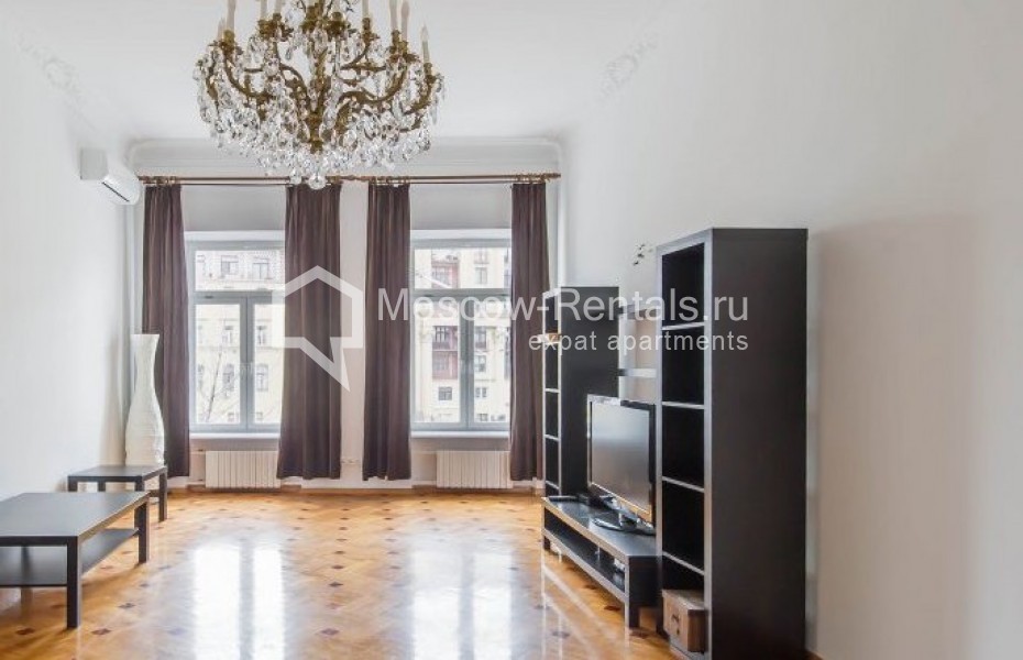 Photo #1 4-room (3 BR) apartment for <a href="http://moscow-rentals.ru/en/articles/long-term-rent" target="_blank">a long-term</a> rent
 in Russia, Moscow, Nikitskyi blv, 8