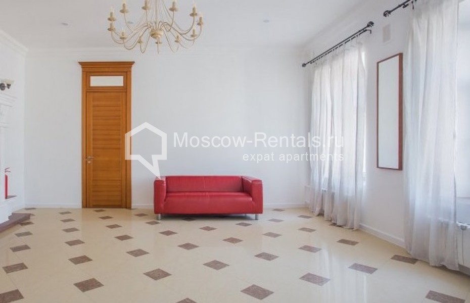 Photo #3 5-room (4 BR) apartment for <a href="http://moscow-rentals.ru/en/articles/long-term-rent" target="_blank">a long-term</a> rent
 in Russia, Moscow, Varsonofievskyi lane, 8С1