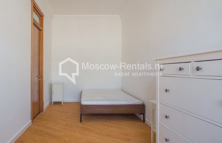 Photo #10 5-room (4 BR) apartment for <a href="http://moscow-rentals.ru/en/articles/long-term-rent" target="_blank">a long-term</a> rent
 in Russia, Moscow, Varsonofievskyi lane, 8С1