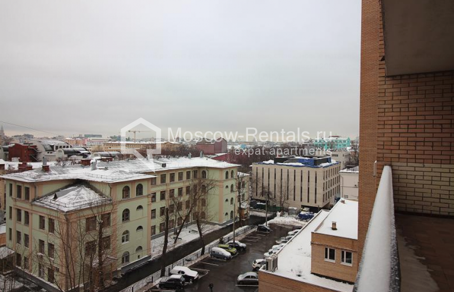 Photo #17 2-room (1 BR) apartment for <a href="http://moscow-rentals.ru/en/articles/long-term-rent" target="_blank">a long-term</a> rent
 in Russia, Moscow, Malaya Dmitrovka str, 24/2
