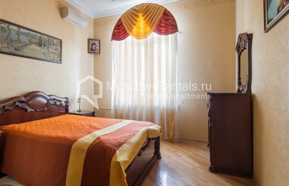 Photo #8 3-room (2 BR) apartment for <a href="http://moscow-rentals.ru/en/articles/long-term-rent" target="_blank">a long-term</a> rent
 in Russia, Moscow, Sadovaya-Triumphalnaya str, 4/10