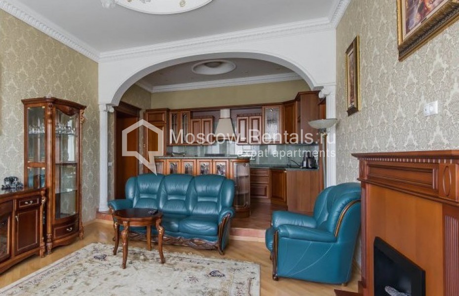 Photo #4 3-room (2 BR) apartment for <a href="http://moscow-rentals.ru/en/articles/long-term-rent" target="_blank">a long-term</a> rent
 in Russia, Moscow, Sadovaya-Triumphalnaya str, 4/10