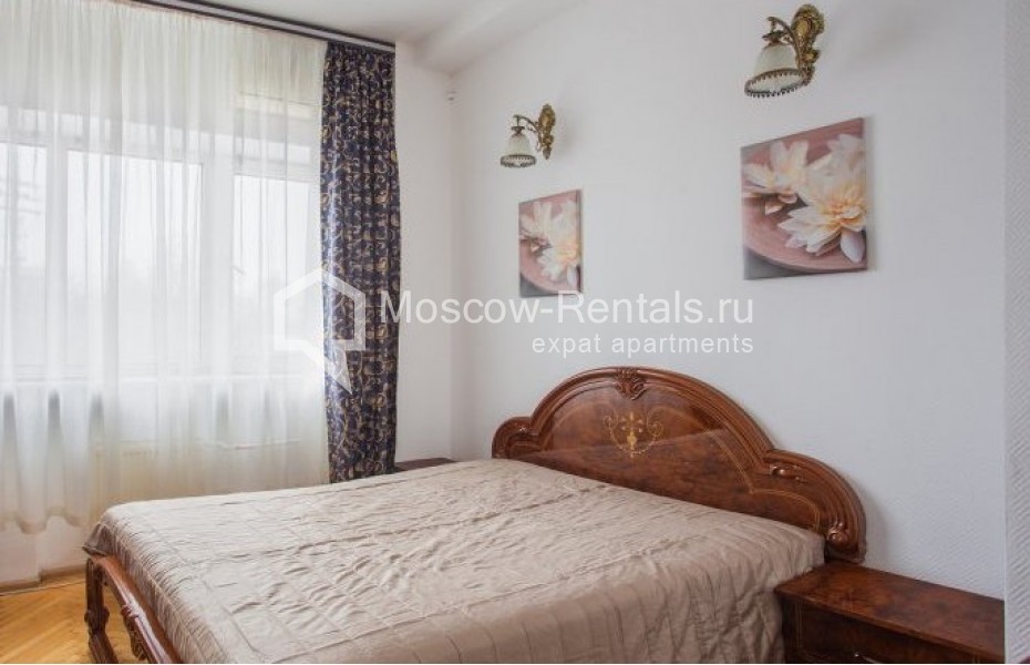 Photo #7 3-room (2 BR) apartment for <a href="http://moscow-rentals.ru/en/articles/long-term-rent" target="_blank">a long-term</a> rent
 in Russia, Moscow, Konushkovskaya str, 26