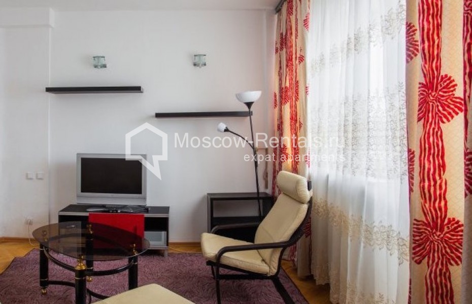 Photo #4 3-room (2 BR) apartment for <a href="http://moscow-rentals.ru/en/articles/long-term-rent" target="_blank">a long-term</a> rent
 in Russia, Moscow, Konushkovskaya str, 26