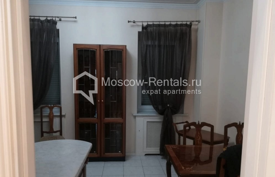 Photo #5 3-room (2 BR) apartment for <a href="http://moscow-rentals.ru/en/articles/long-term-rent" target="_blank">a long-term</a> rent
 in Russia, Moscow, Bolshaya Dorogomilovskaya str