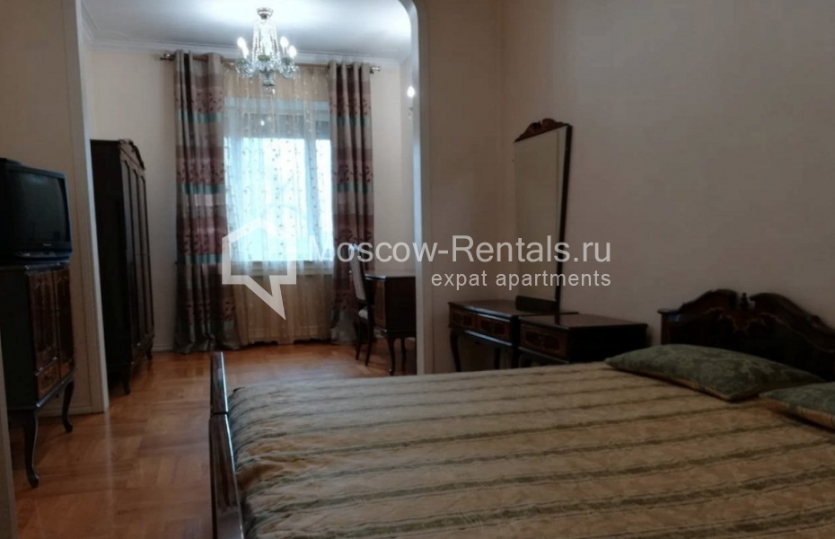 Photo #8 3-room (2 BR) apartment for <a href="http://moscow-rentals.ru/en/articles/long-term-rent" target="_blank">a long-term</a> rent
 in Russia, Moscow, Bolshaya Dorogomilovskaya str