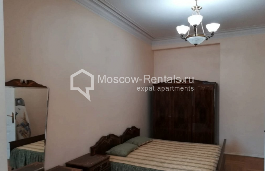 Photo #9 3-room (2 BR) apartment for <a href="http://moscow-rentals.ru/en/articles/long-term-rent" target="_blank">a long-term</a> rent
 in Russia, Moscow, Bolshaya Dorogomilovskaya str