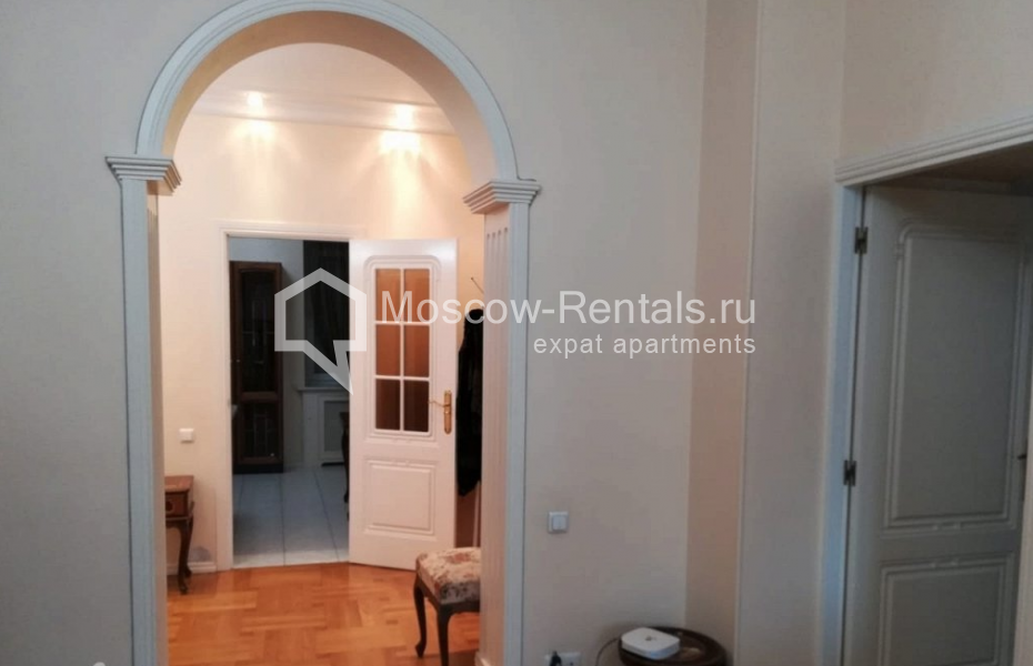 Photo #11 3-room (2 BR) apartment for <a href="http://moscow-rentals.ru/en/articles/long-term-rent" target="_blank">a long-term</a> rent
 in Russia, Moscow, Bolshaya Dorogomilovskaya str