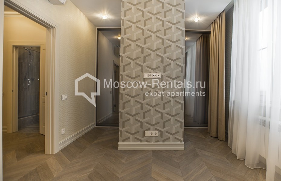 Photo #12 3-room (2 BR) apartment for <a href="http://moscow-rentals.ru/en/articles/long-term-rent" target="_blank">a long-term</a> rent
 in Russia, Moscow, Mosflimovskaya str, 88с2