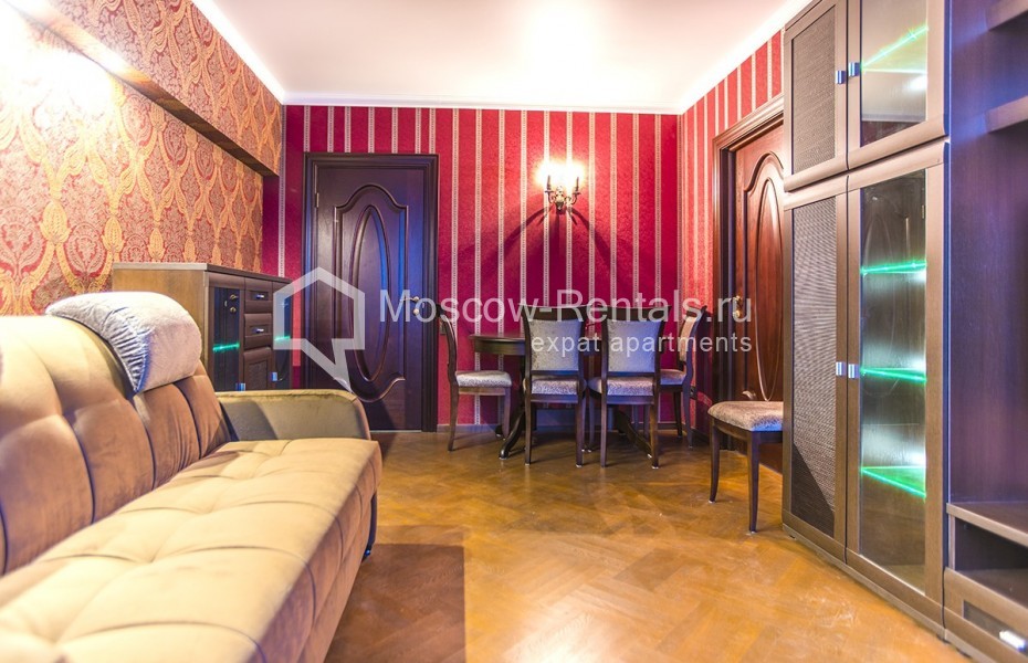 Photo #3 2-room (1 BR) apartment for <a href="http://moscow-rentals.ru/en/articles/long-term-rent" target="_blank">a long-term</a> rent
 in Russia, Moscow, Gagarinskyi lane, 27