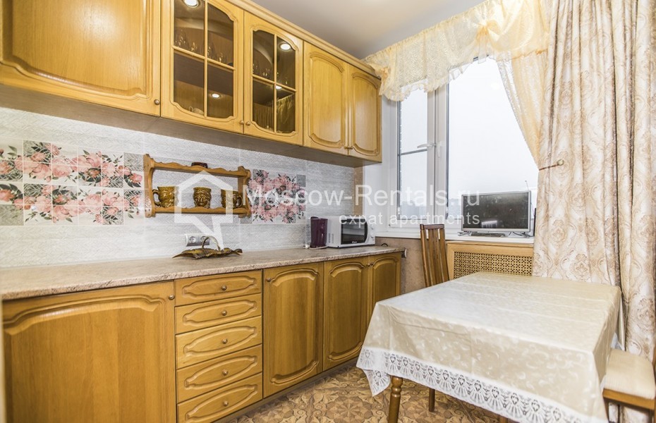 Photo #7 2-room (1 BR) apartment for <a href="http://moscow-rentals.ru/en/articles/long-term-rent" target="_blank">a long-term</a> rent
 in Russia, Moscow, Gagarinskyi lane, 27