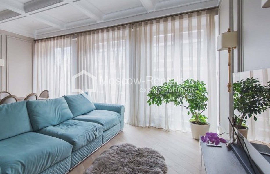 Photo #2 4-room (3 BR) apartment for <a href="http://moscow-rentals.ru/en/articles/long-term-rent" target="_blank">a long-term</a> rent
 in Russia, Moscow, Efremova str, 10к1