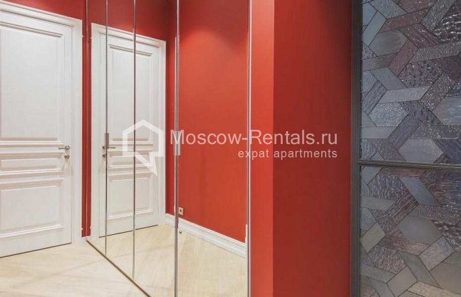 Photo #7 4-room (3 BR) apartment for <a href="http://moscow-rentals.ru/en/articles/long-term-rent" target="_blank">a long-term</a> rent
 in Russia, Moscow, Efremova str, 10к1