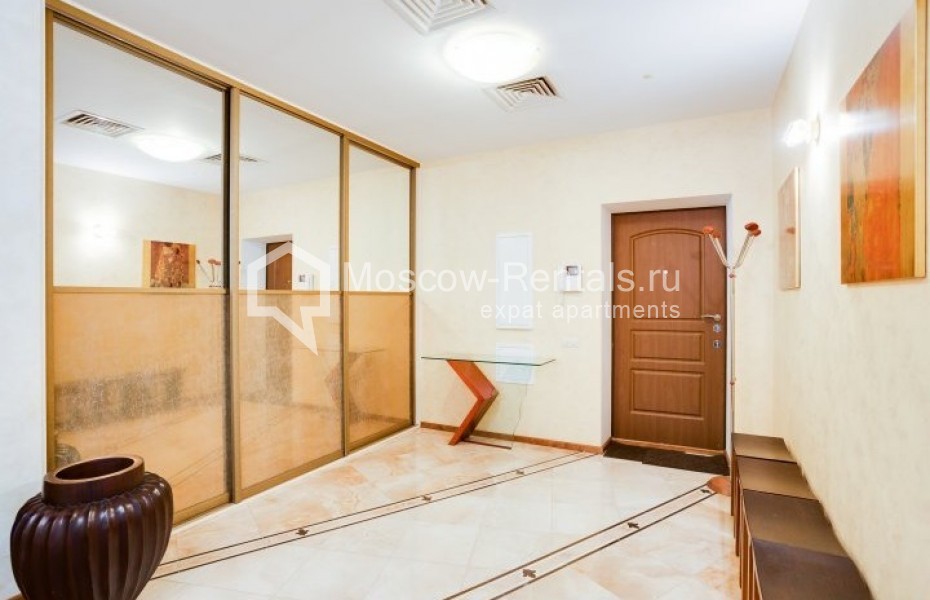 Photo #16 3-room (2 BR) apartment for <a href="http://moscow-rentals.ru/en/articles/long-term-rent" target="_blank">a long-term</a> rent
 in Russia, Moscow, Bakhrushina str, 13