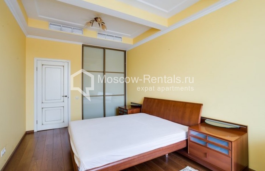 Photo #8 3-room (2 BR) apartment for <a href="http://moscow-rentals.ru/en/articles/long-term-rent" target="_blank">a long-term</a> rent
 in Russia, Moscow, Bakhrushina str, 13