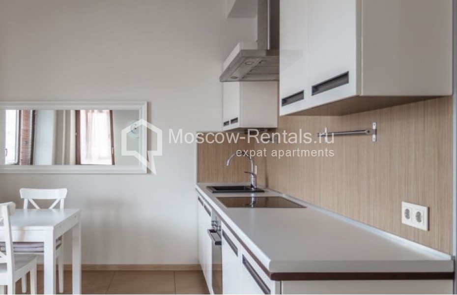 Photo #1 3-room (2 BR) apartment for <a href="http://moscow-rentals.ru/en/articles/long-term-rent" target="_blank">a long-term</a> rent
 in Russia, Moscow, 1st Spasonolivkovskyi lane, 18С2