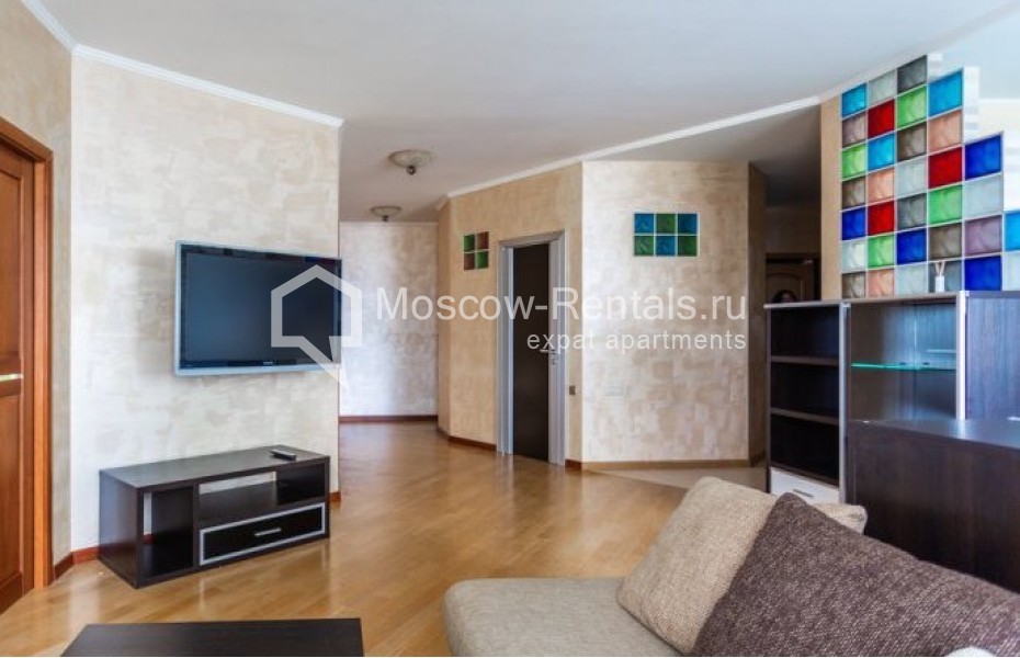 Photo #9 4-room (3 BR) apartment for <a href="http://moscow-rentals.ru/en/articles/long-term-rent" target="_blank">a long-term</a> rent
 in Russia, Moscow, Shabolovka str, 23к3