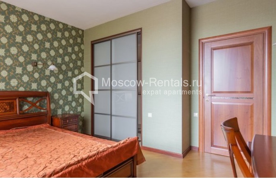 Photo #11 4-room (3 BR) apartment for <a href="http://moscow-rentals.ru/en/articles/long-term-rent" target="_blank">a long-term</a> rent
 in Russia, Moscow, Shabolovka str, 23к3