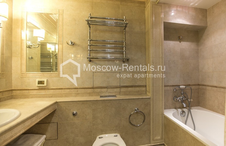 Photo #6 3-room (2 BR) apartment for <a href="http://moscow-rentals.ru/en/articles/long-term-rent" target="_blank">a long-term</a> rent
 in Russia, Moscow, Zoologicheskaya str, 3