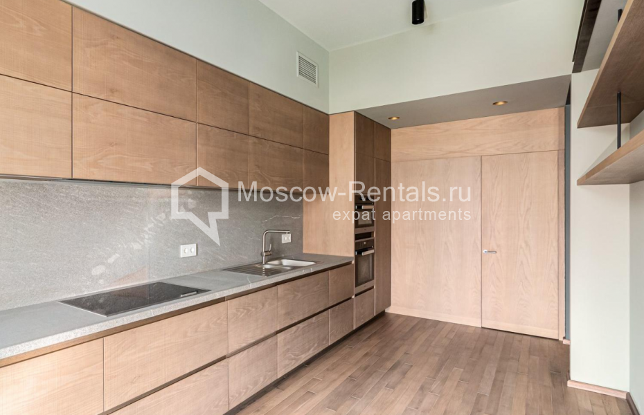 Photo #2 4-room (3 BR) apartment for <a href="http://moscow-rentals.ru/en/articles/long-term-rent" target="_blank">a long-term</a> rent
 in Russia, Moscow, Myasnitskaya str, 24/7С2