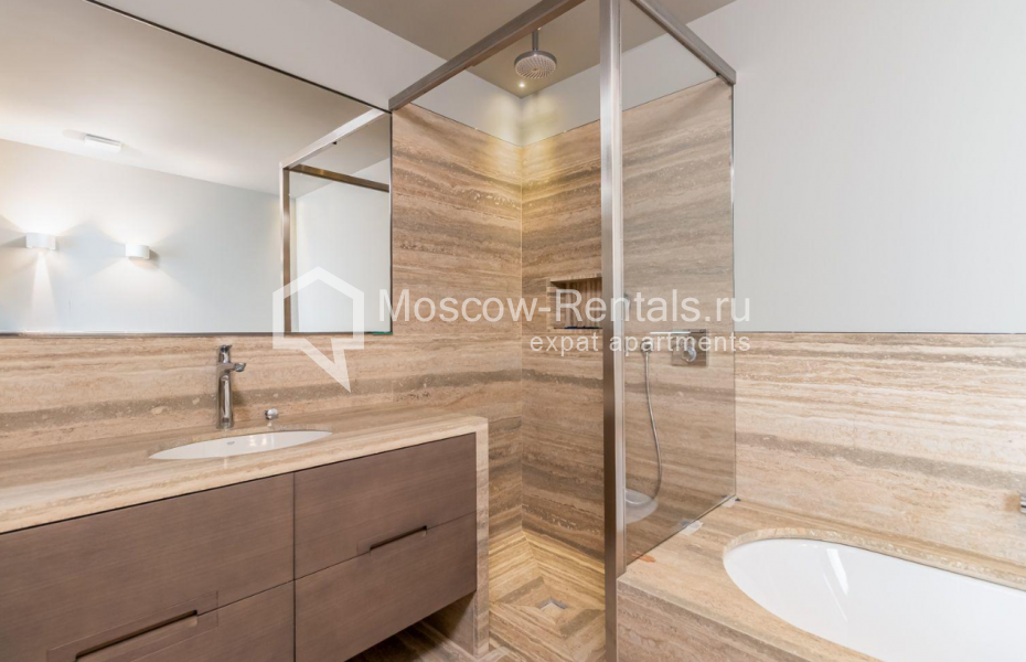 Photo #12 4-room (3 BR) apartment for <a href="http://moscow-rentals.ru/en/articles/long-term-rent" target="_blank">a long-term</a> rent
 in Russia, Moscow, Myasnitskaya str, 24/7С2
