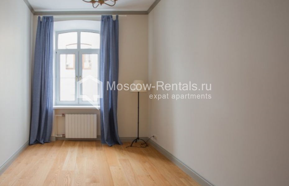 Photo #9 4-room (3 BR) apartment for <a href="http://moscow-rentals.ru/en/articles/long-term-rent" target="_blank">a long-term</a> rent
 in Russia, Moscow, Varsonofievskyi lane, 4С1