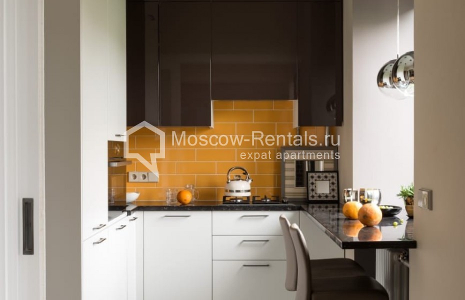Photo #6 2-room (1 BR) apartment for <a href="http://moscow-rentals.ru/en/articles/long-term-rent" target="_blank">a long-term</a> rent
 in Russia, Moscow, 3rd Frunzenskaya str, 6
