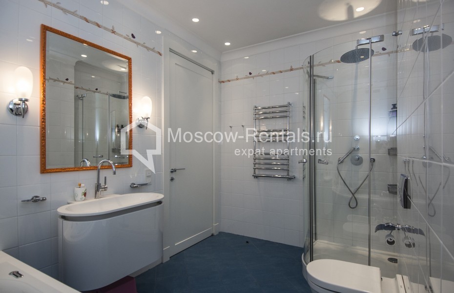 Photo #11 5-room (4 BR) apartment for <a href="http://moscow-rentals.ru/en/articles/long-term-rent" target="_blank">a long-term</a> rent
 in Russia, Moscow, Usacheva str, 2С3