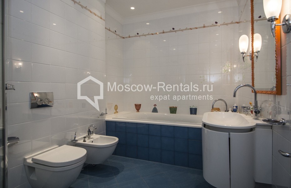 Photo #10 5-room (4 BR) apartment for <a href="http://moscow-rentals.ru/en/articles/long-term-rent" target="_blank">a long-term</a> rent
 in Russia, Moscow, Usacheva str, 2С3