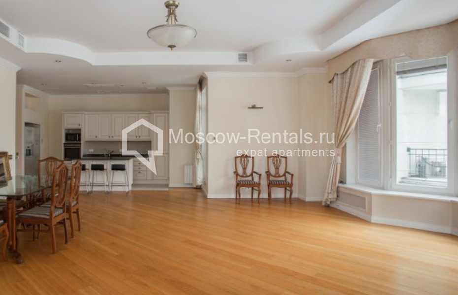 Photo #1 6-room (5 BR) apartment for <a href="http://moscow-rentals.ru/en/articles/long-term-rent" target="_blank">a long-term</a> rent
 in Russia, Moscow, Beregovaya str, 4С4