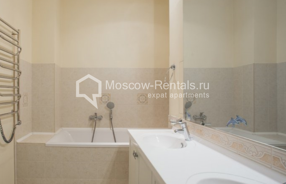 Photo #13 6-room (5 BR) apartment for <a href="http://moscow-rentals.ru/en/articles/long-term-rent" target="_blank">a long-term</a> rent
 in Russia, Moscow, Beregovaya str, 4С4