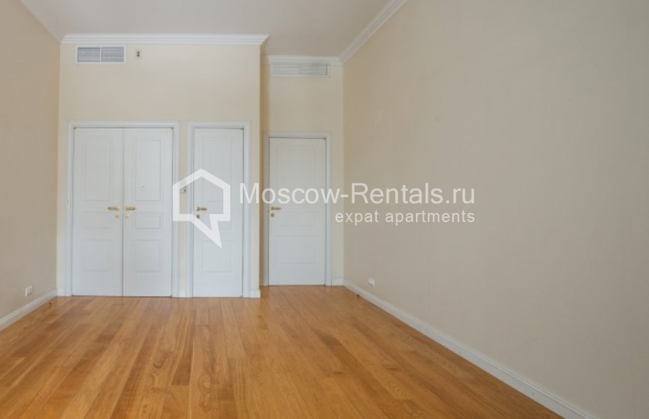 Photo #6 6-room (5 BR) apartment for <a href="http://moscow-rentals.ru/en/articles/long-term-rent" target="_blank">a long-term</a> rent
 in Russia, Moscow, Beregovaya str, 4С4