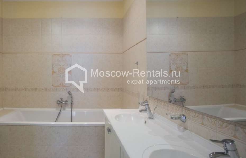Photo #14 6-room (5 BR) apartment for <a href="http://moscow-rentals.ru/en/articles/long-term-rent" target="_blank">a long-term</a> rent
 in Russia, Moscow, Beregovaya str, 4С4