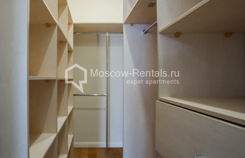 Photo #18 6-room (5 BR) apartment for <a href="http://moscow-rentals.ru/en/articles/long-term-rent" target="_blank">a long-term</a> rent
 in Russia, Moscow, Beregovaya str, 4С4