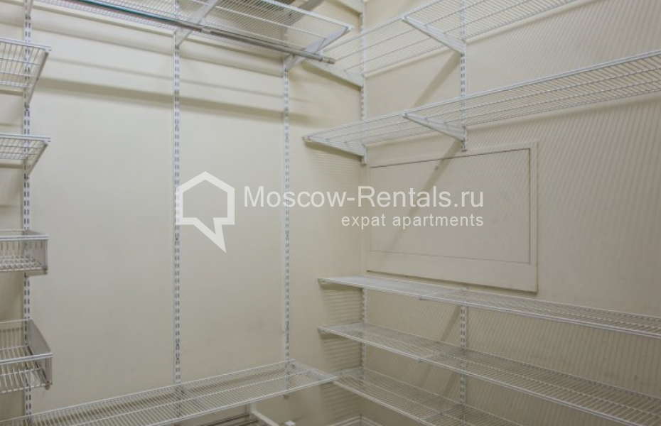 Photo #20 6-room (5 BR) apartment for <a href="http://moscow-rentals.ru/en/articles/long-term-rent" target="_blank">a long-term</a> rent
 in Russia, Moscow, Beregovaya str, 4С4