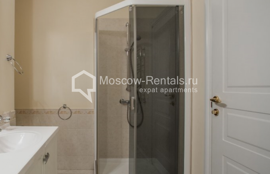 Photo #17 6-room (5 BR) apartment for <a href="http://moscow-rentals.ru/en/articles/long-term-rent" target="_blank">a long-term</a> rent
 in Russia, Moscow, Beregovaya str, 4С4